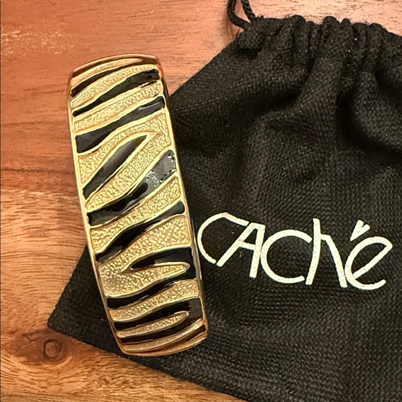 Cache Zebra Pattern Gold and Black Bangle - Picture 6 of 9